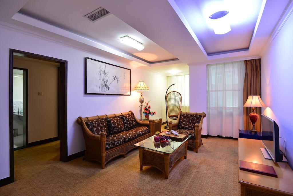 Baodao Exhibition Center Hotel Wuyishan  Chambre photo