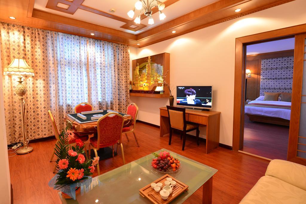 Baodao Exhibition Center Hotel Wuyishan  Chambre photo