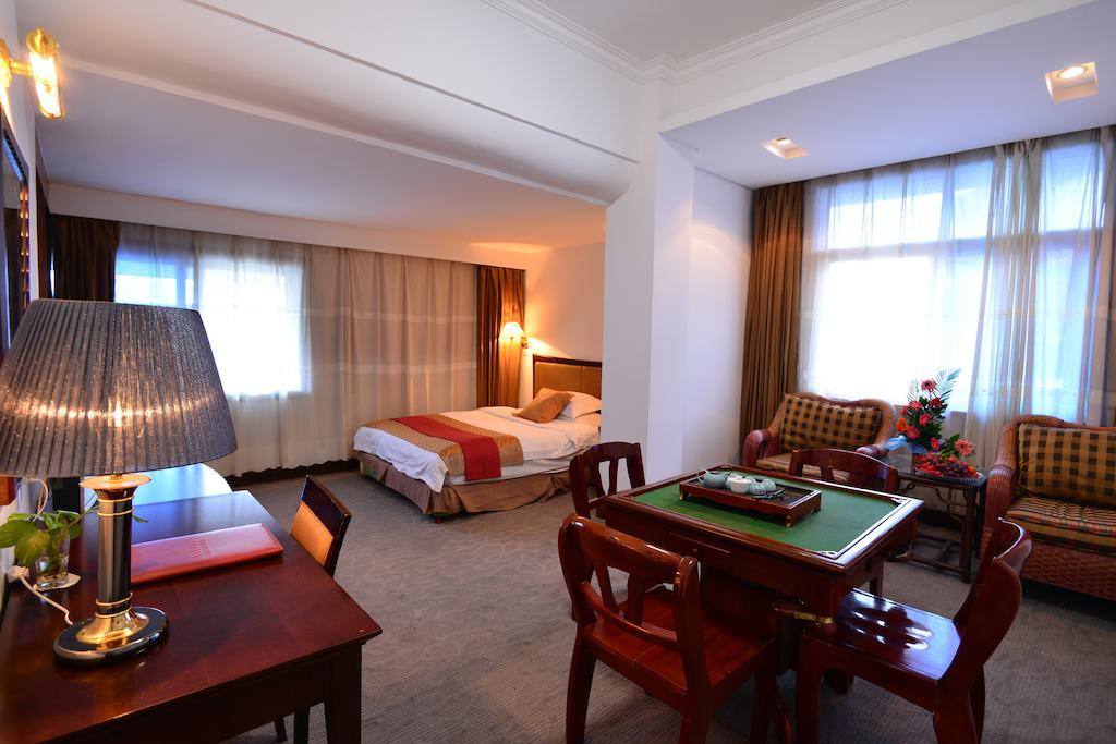 Baodao Exhibition Center Hotel Wuyishan  Extérieur photo