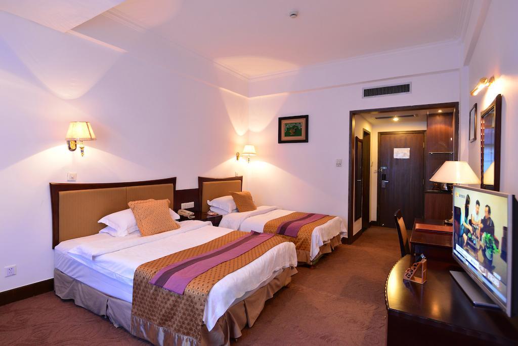 Baodao Exhibition Center Hotel Wuyishan  Chambre photo