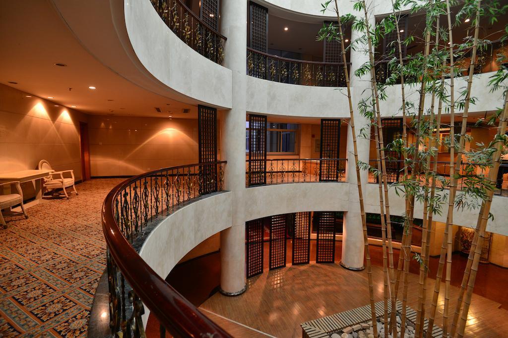 Baodao Exhibition Center Hotel Wuyishan  Extérieur photo