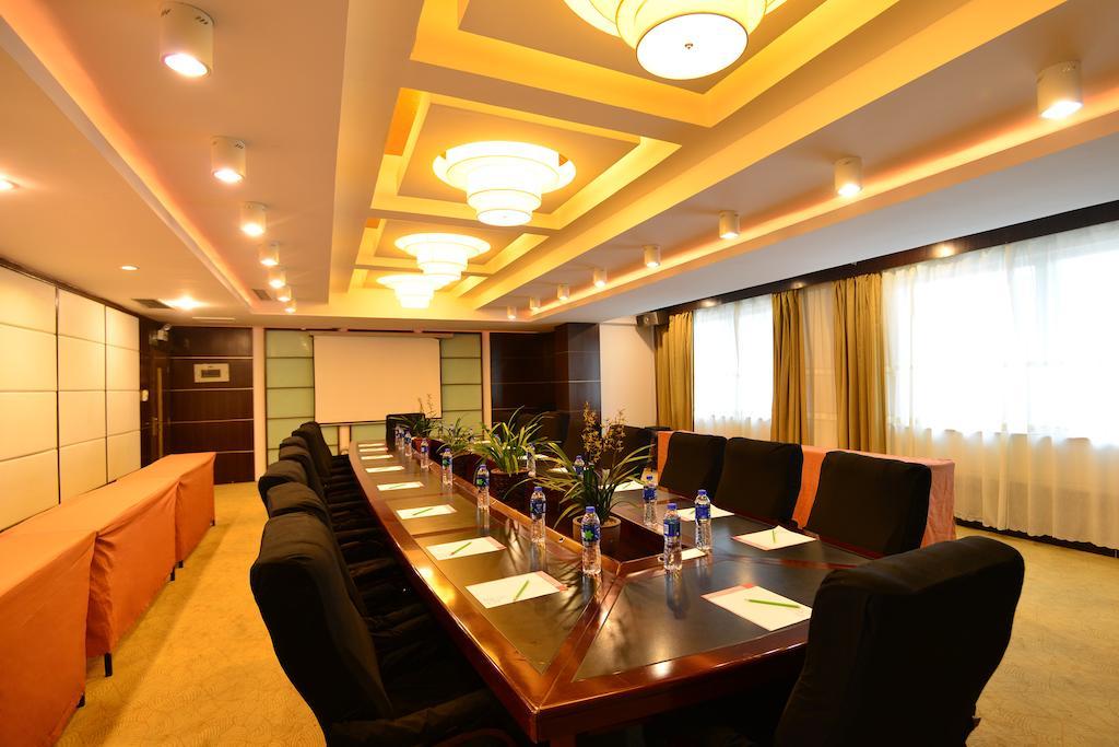 Baodao Exhibition Center Hotel Wuyishan  Extérieur photo