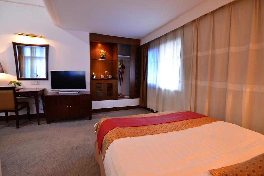 Baodao Exhibition Center Hotel Wuyishan  Chambre photo