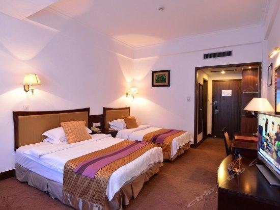 Baodao Exhibition Center Hotel Wuyishan  Extérieur photo